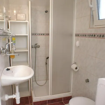 Apartments By The Sea Tisno, Murter - 814