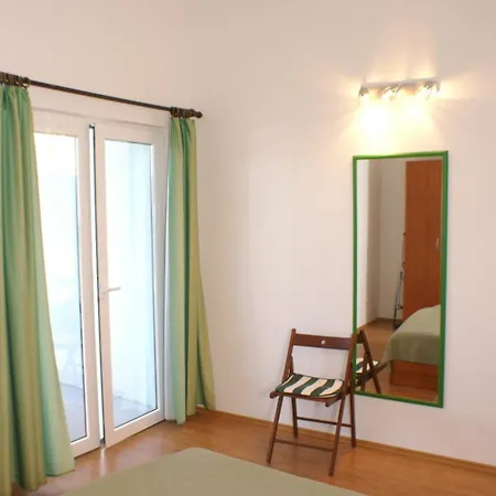 Apartments By The Sea Tisno, Murter - 814